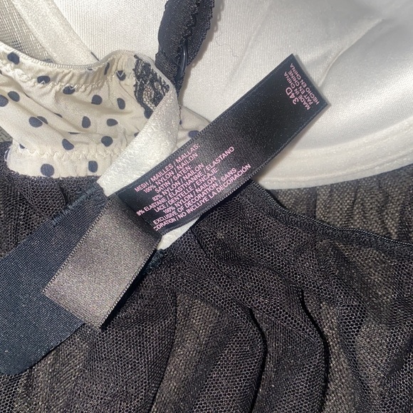 Victoria's Secret bra with sheer negligee draping. Gorgeous and sweet! - Picture 4 of 5